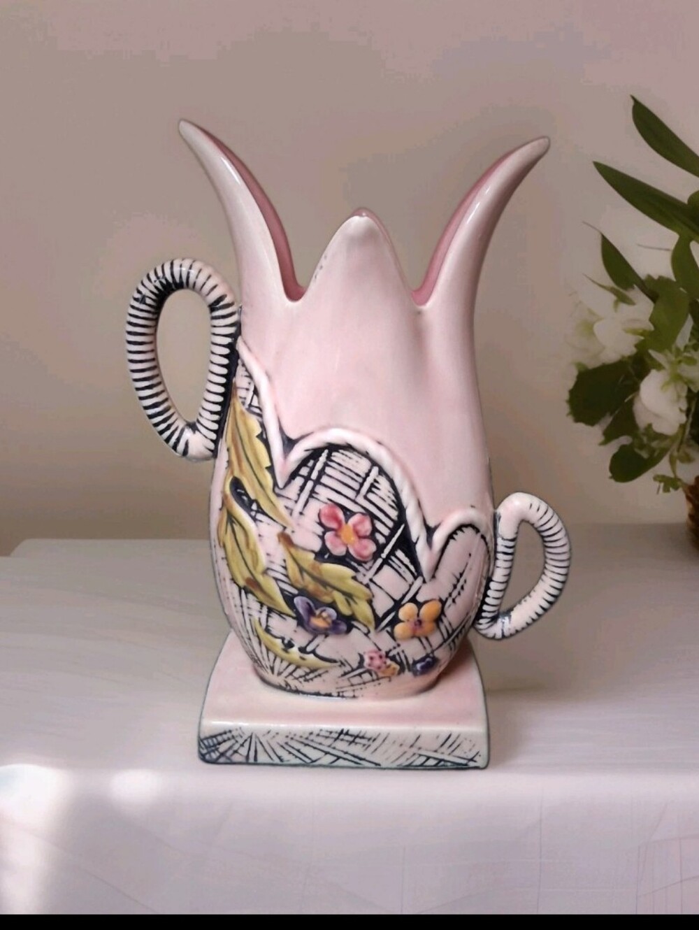 Vintage Hull USA Pottery C-55 Pink Floral Double Handle Vase BLOSSOM FLITE T7